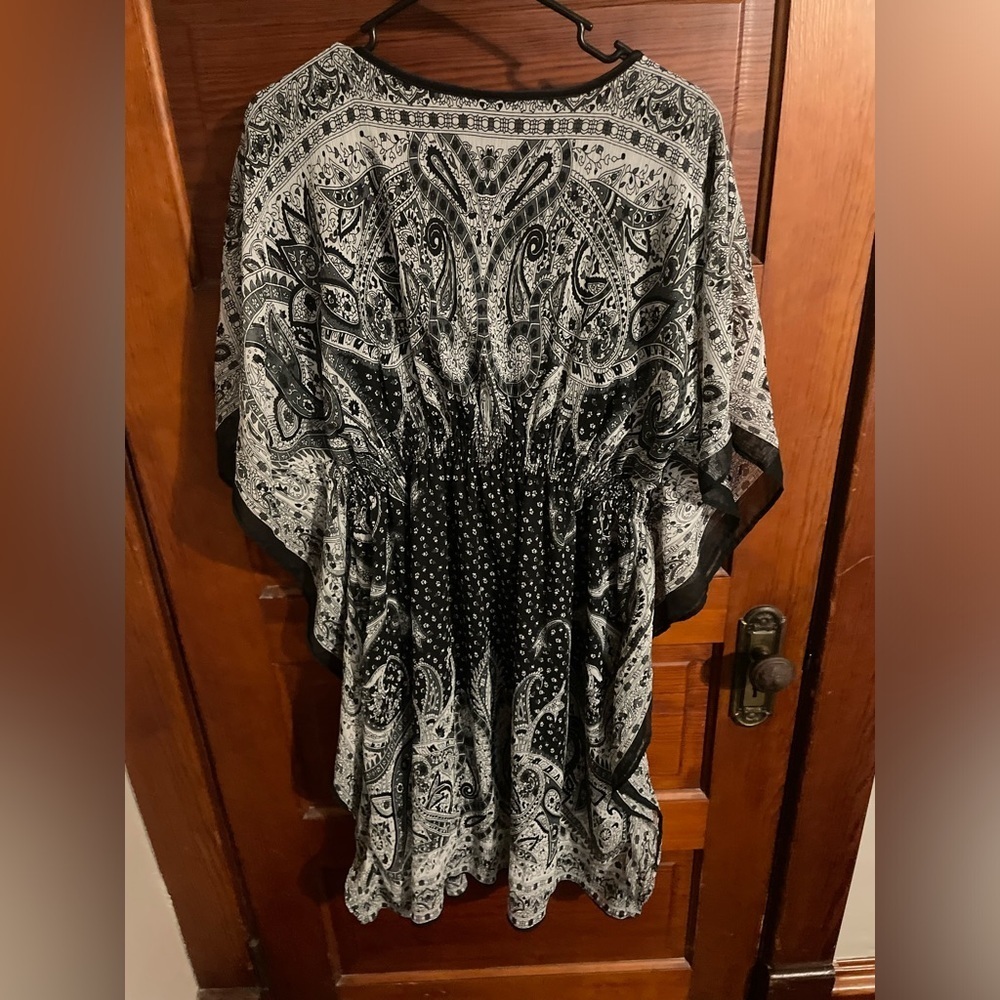 New Without Tags Black Paisley Boho Dress *make offers* - Picture 3 of 9